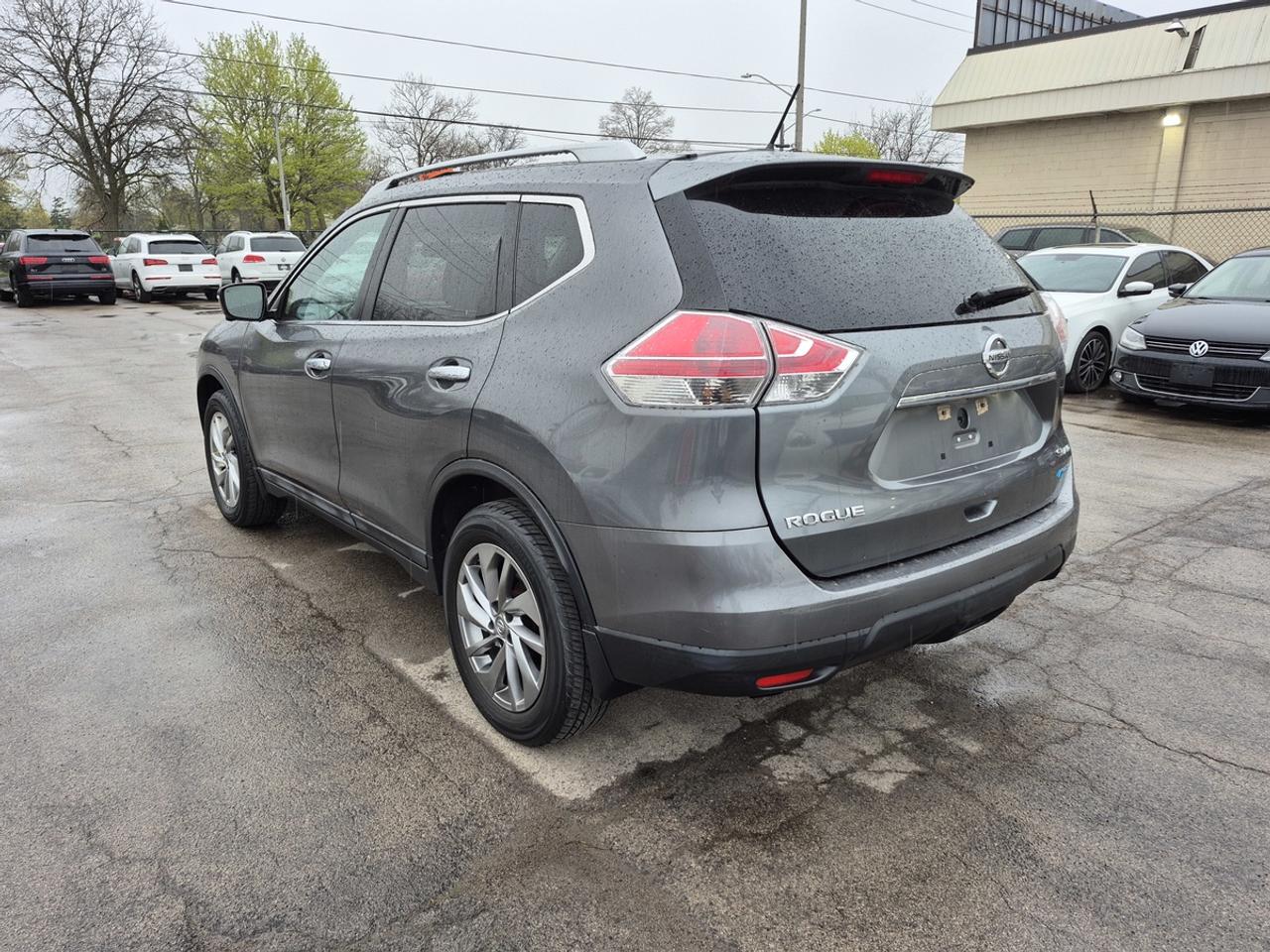 2015 Nissan Rogue SL Photo