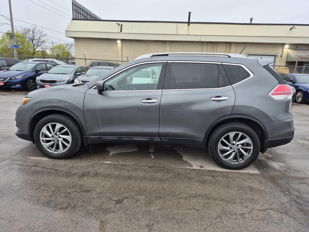 2015 Nissan Rogue SL Photo