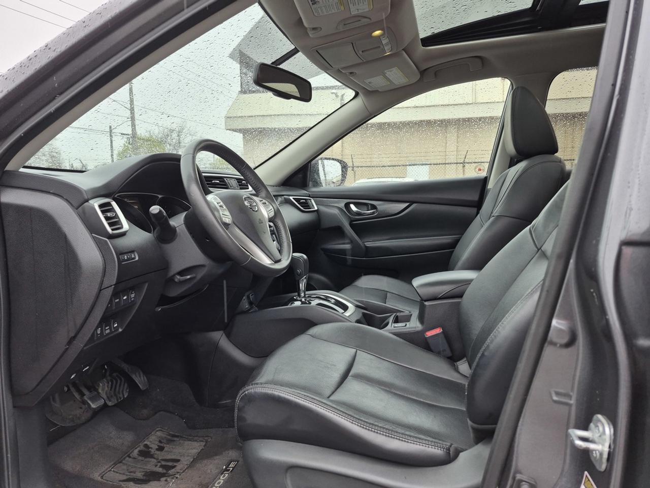 2015 Nissan Rogue SL Photo