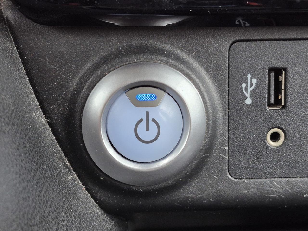 2018 Nissan Leaf SV Electric Photo