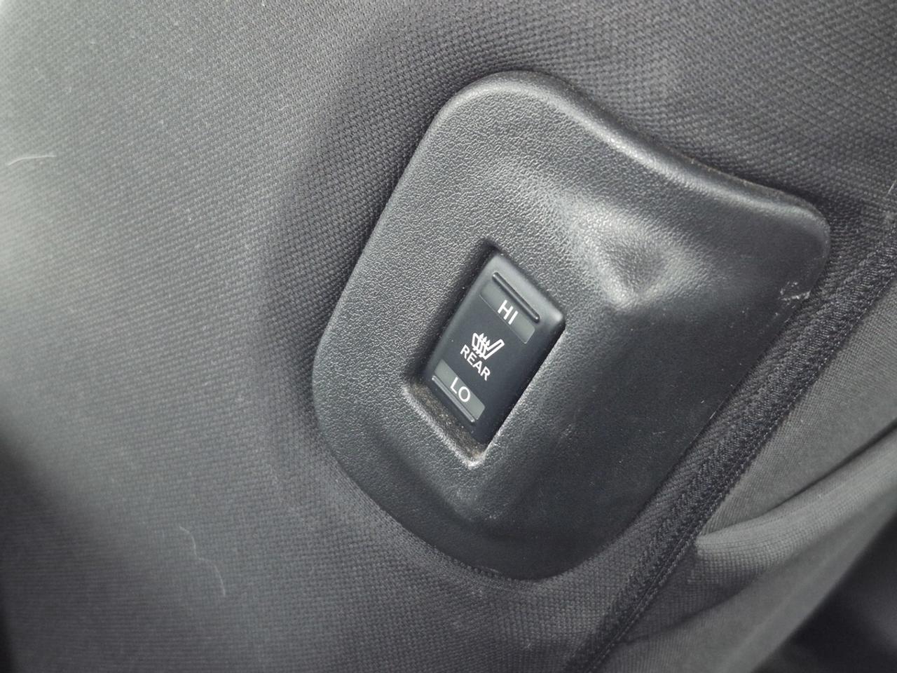 2018 Nissan Leaf SV Electric Photo
