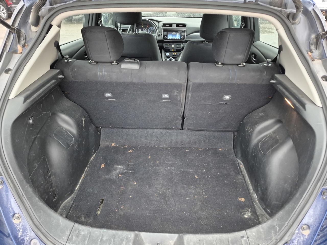 2018 Nissan Leaf SV Electric Photo