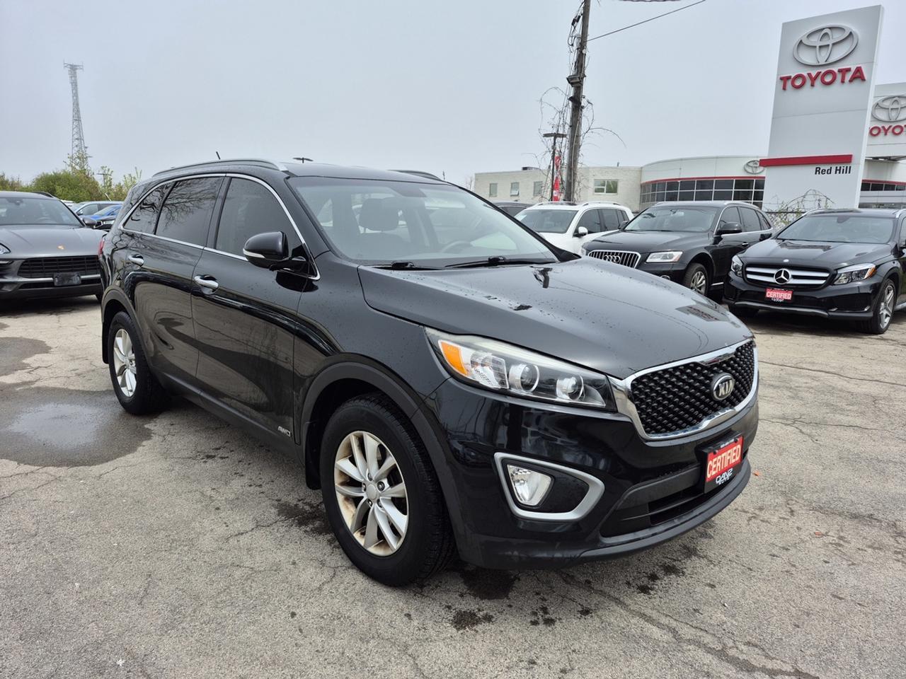 2016 Kia Sorento LX Photo2