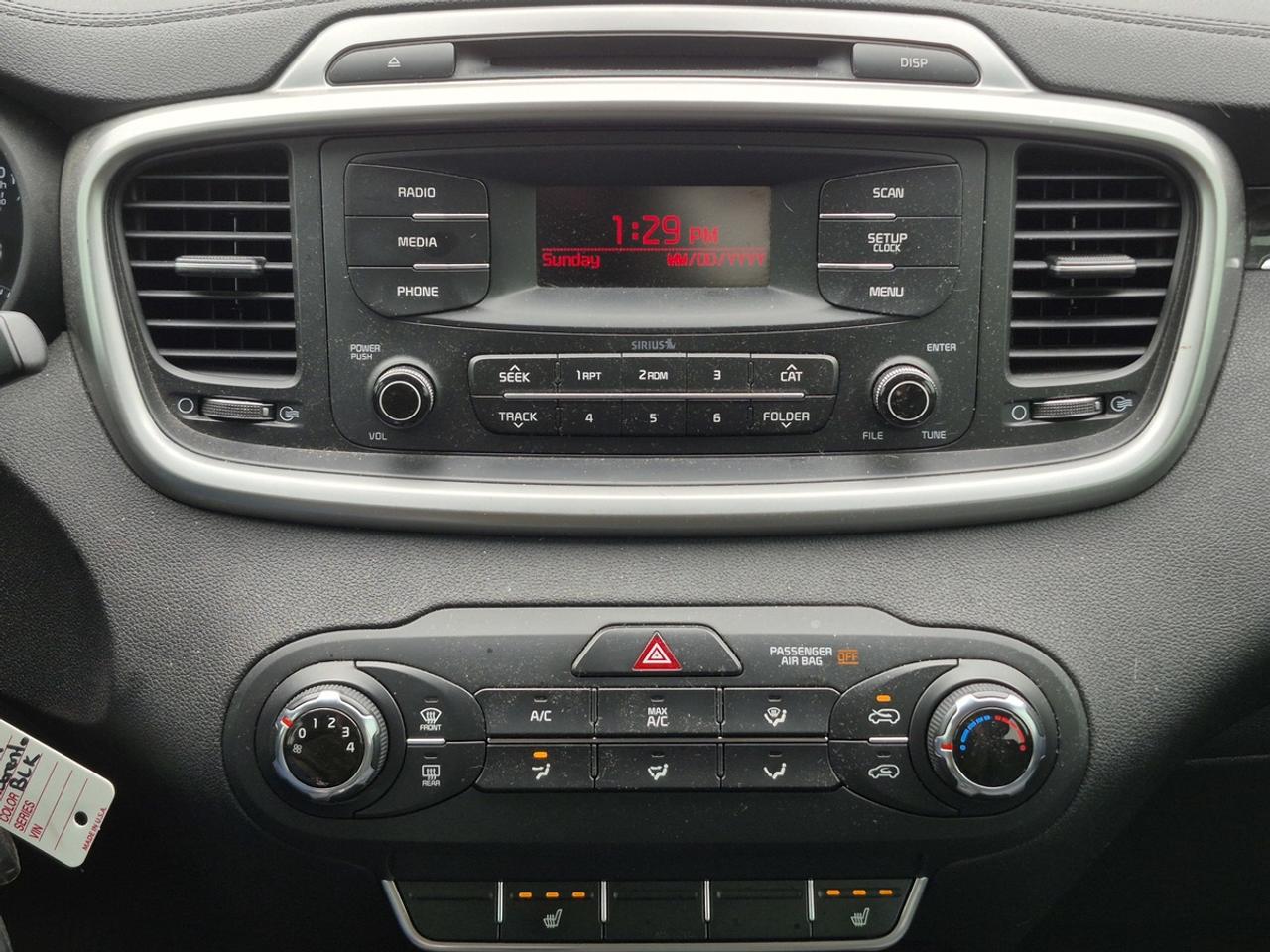 2016 Kia Sorento LX Photo