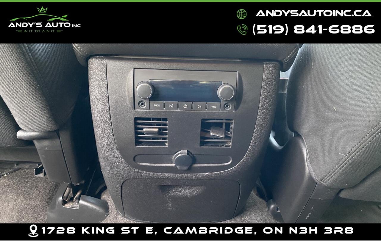 2010 Chevrolet Avalanche LT ! SUNROOF ! BACK UP CAM ! POWER SEATS Photo