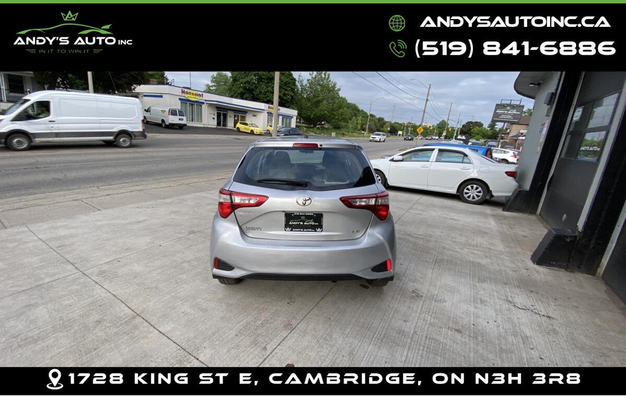 2018 Toyota Yaris LE HB ! AUTO ! HEATED SEATS ! Photo