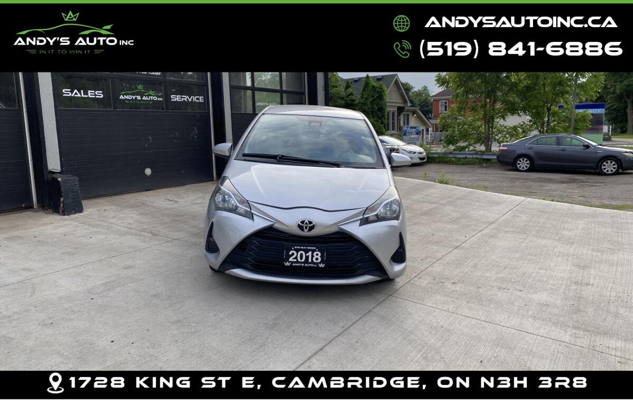2018 Toyota Yaris LE HB ! AUTO ! HEATED SEATS ! Photo0