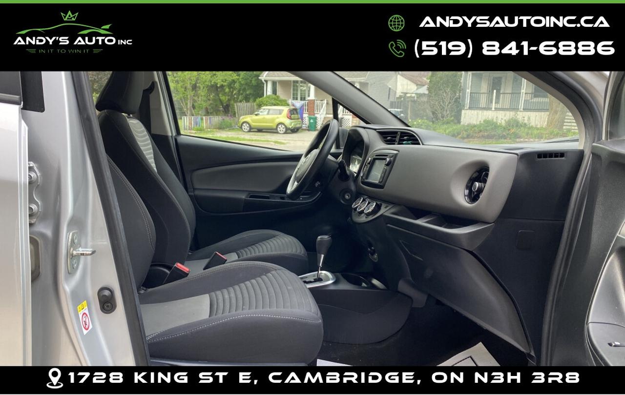 2018 Toyota Yaris LE HB ! AUTO ! HEATED SEATS ! Photo