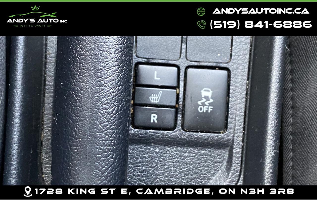2018 Toyota Yaris LE HB ! AUTO ! HEATED SEATS ! Photo