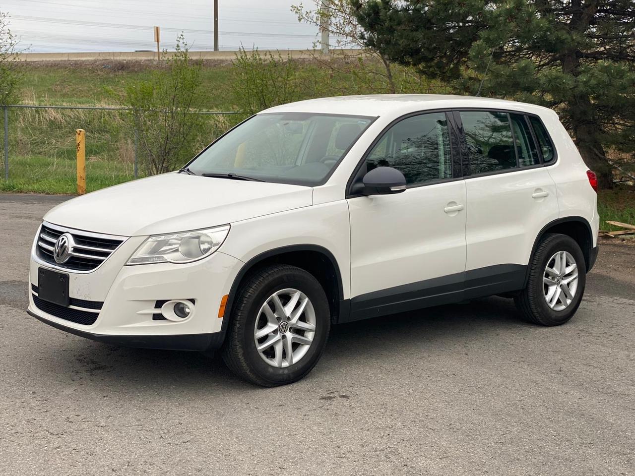 2010 Volkswagen Tiguan S | NO ACCIDENT Photo0