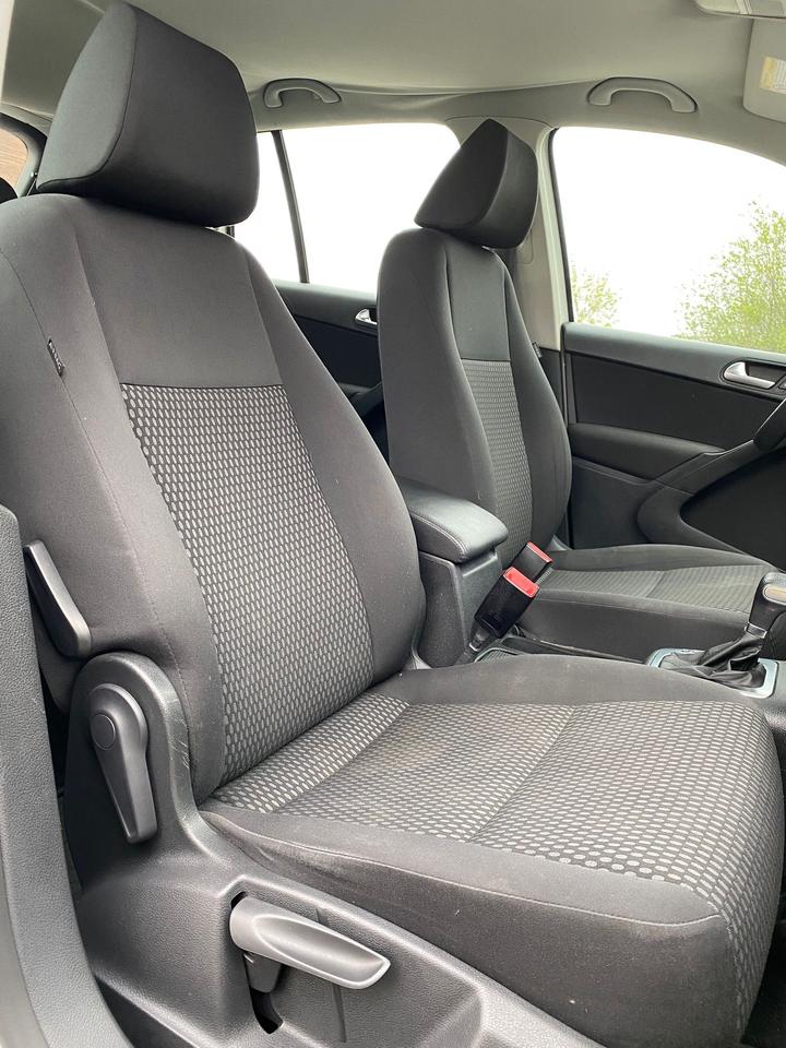 2010 Volkswagen Tiguan S | NO ACCIDENT Photo