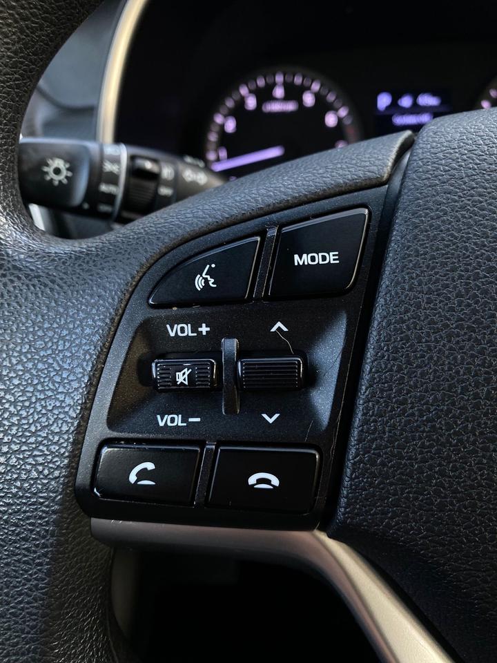 2019 Hyundai Tucson SE | NO ACCIDENT | LOW Kilometers Photo