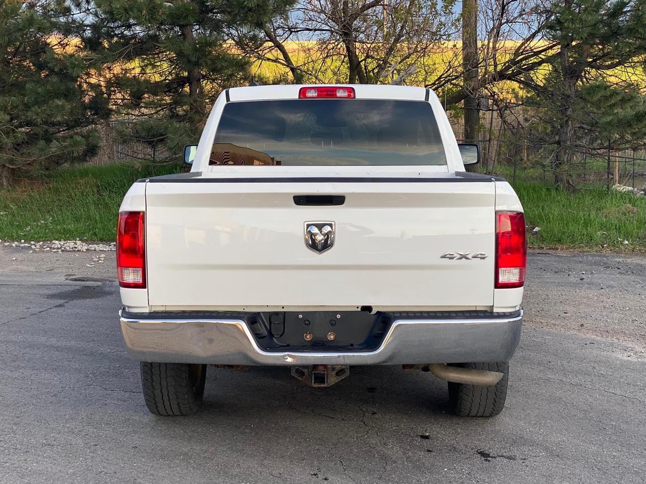 2019 RAM 1500 Classic Tradesman 4X4 Quad Cap 6’4” Box Photo