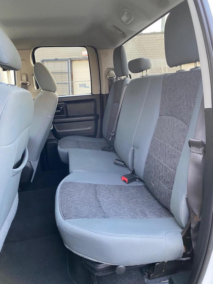 2019 RAM 1500 Classic Tradesman 4X4 Quad Cap 6’4” Box Photo