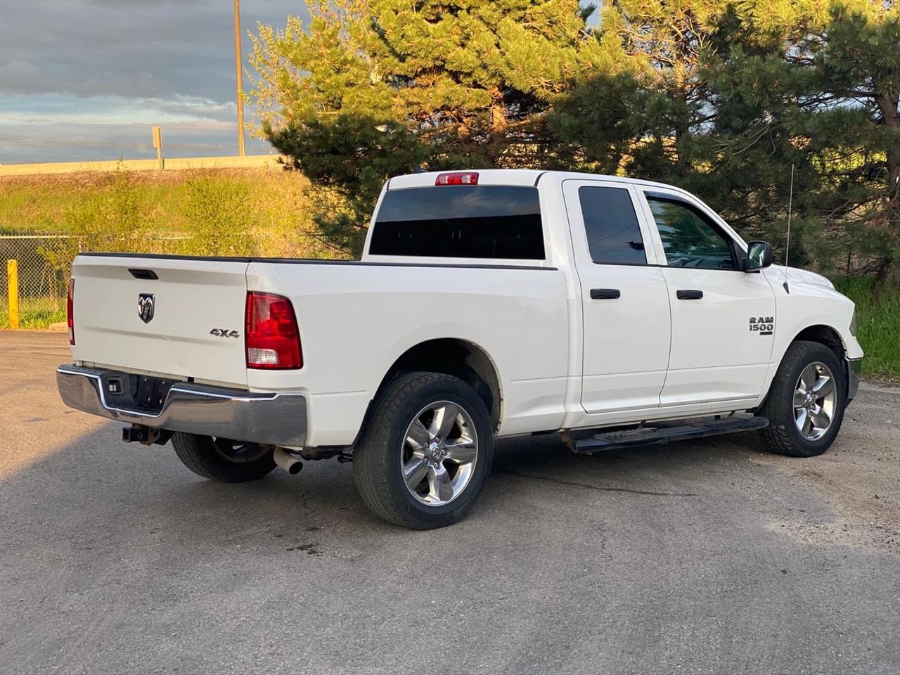 2019 RAM 1500 Classic Tradesman 4X4 Quad Cap 6’4” Box Photo
