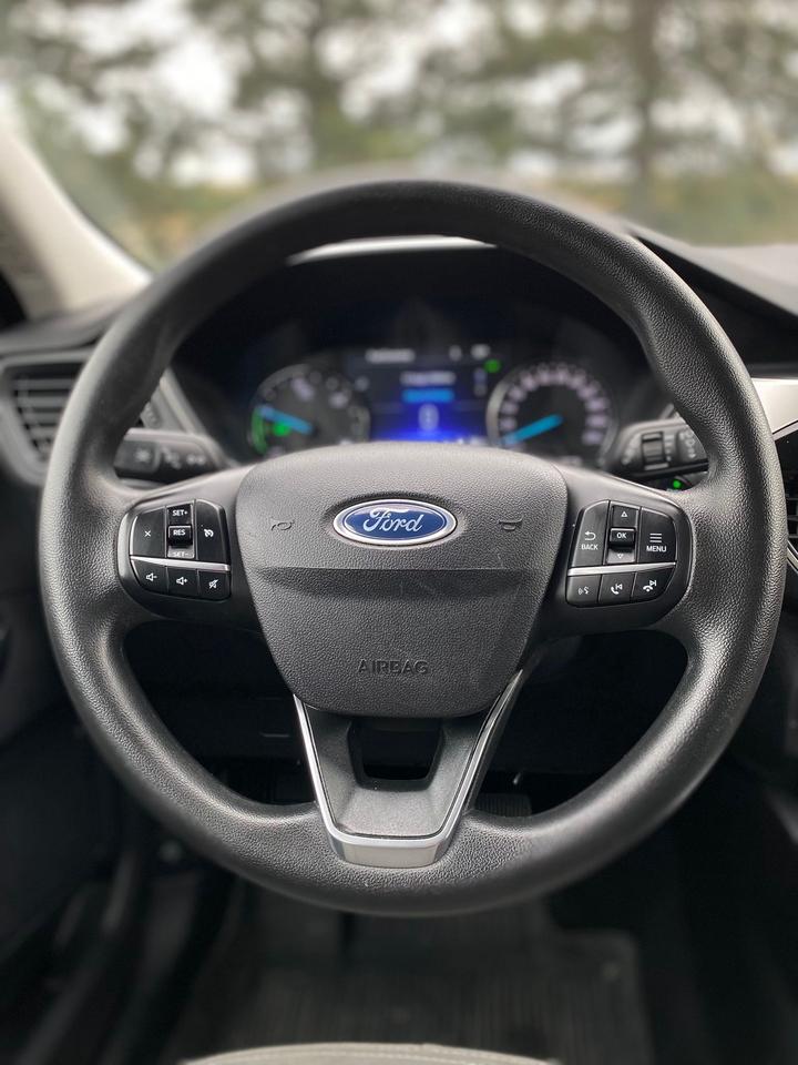2022 Ford Escape SE Hybrid | NO ACCIDENT CLEAN CARFAX Photo