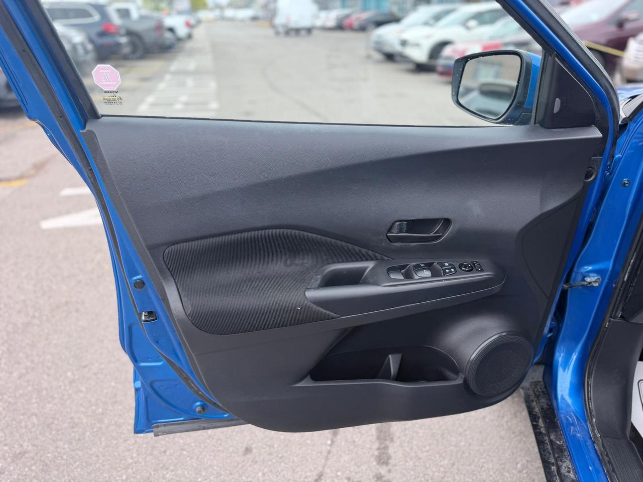 2023 Nissan Kicks S Photo