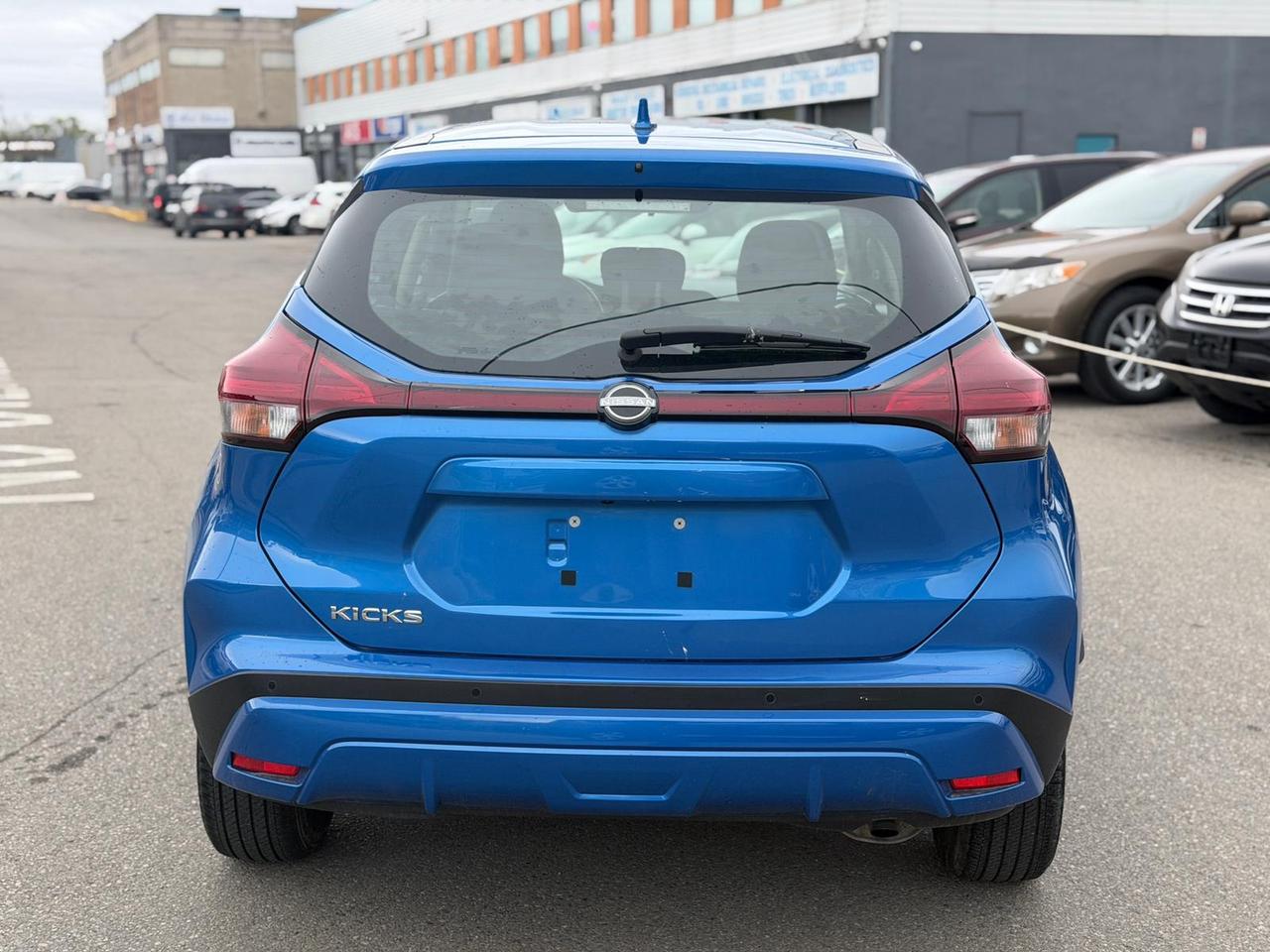 2023 Nissan Kicks S Photo
