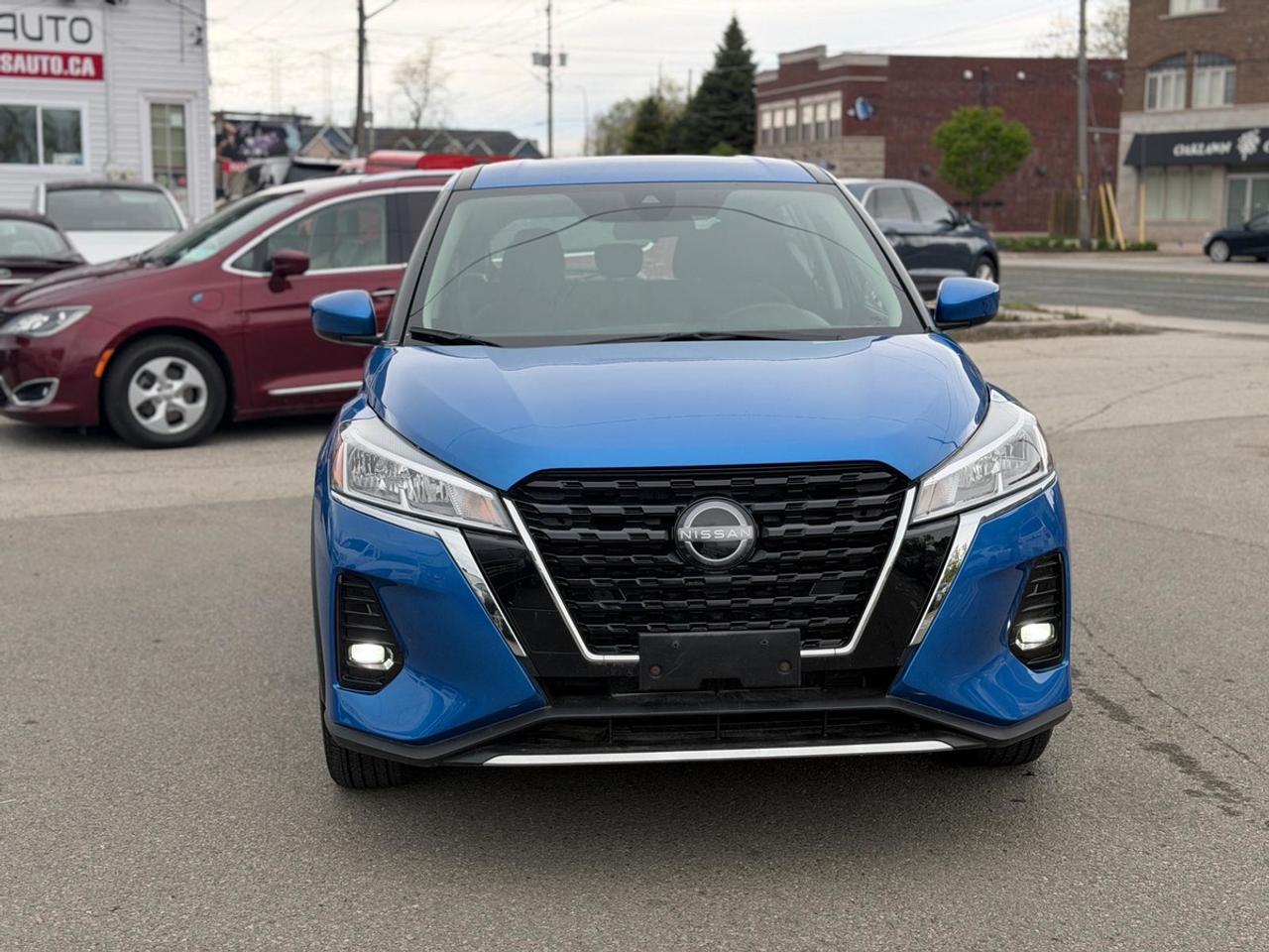 2023 Nissan Kicks S Photo