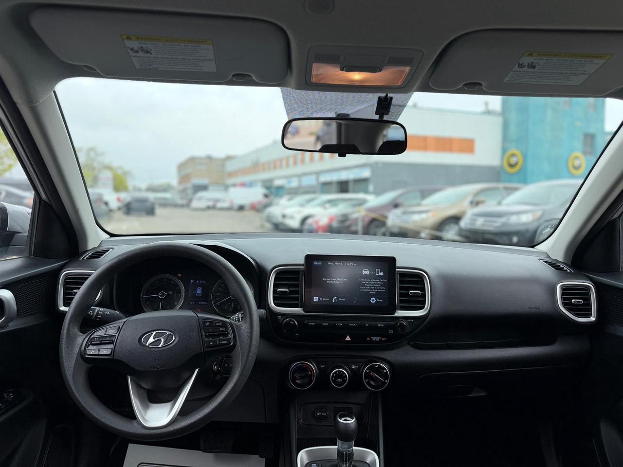 2020 Hyundai Venue SE Photo