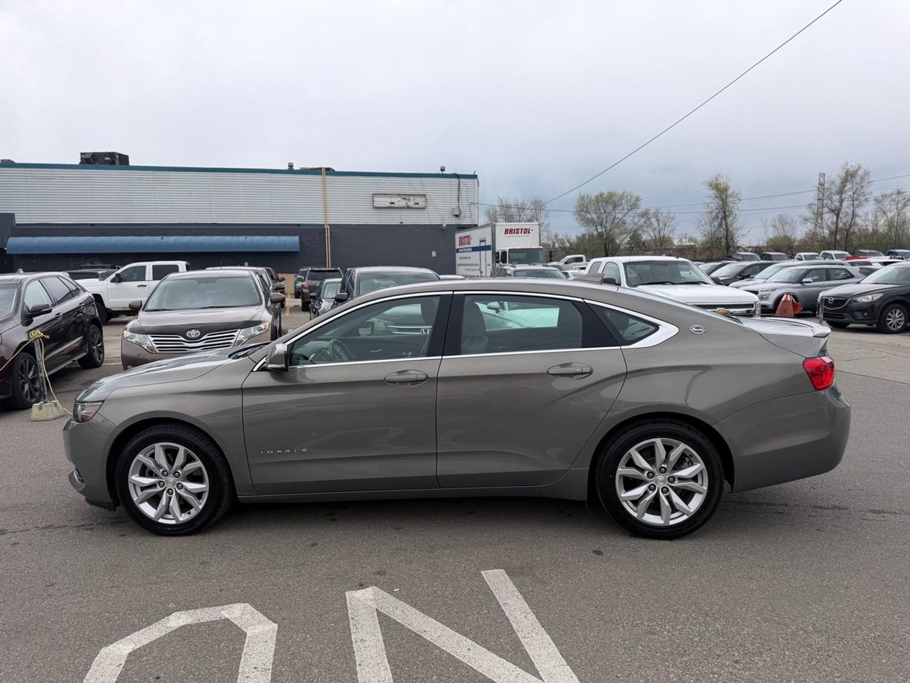 2018 Chevrolet Impala LT Photo