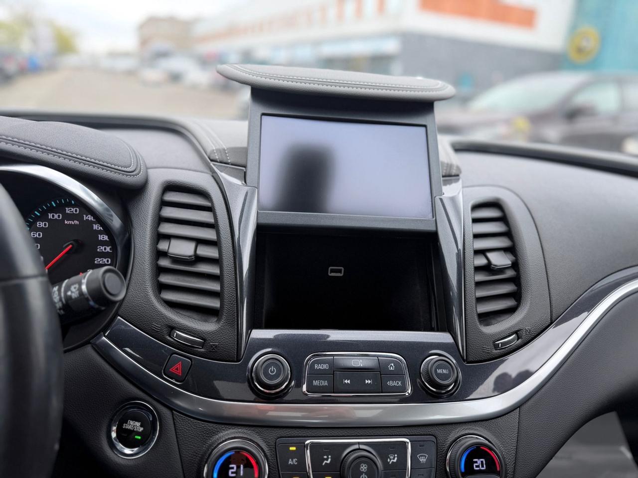 2018 Chevrolet Impala LT Photo