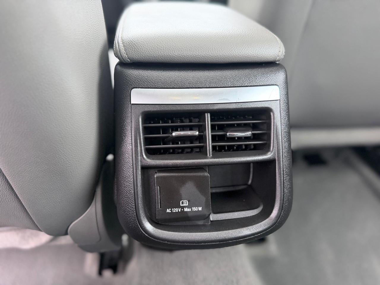 2018 Chevrolet Impala LT Photo
