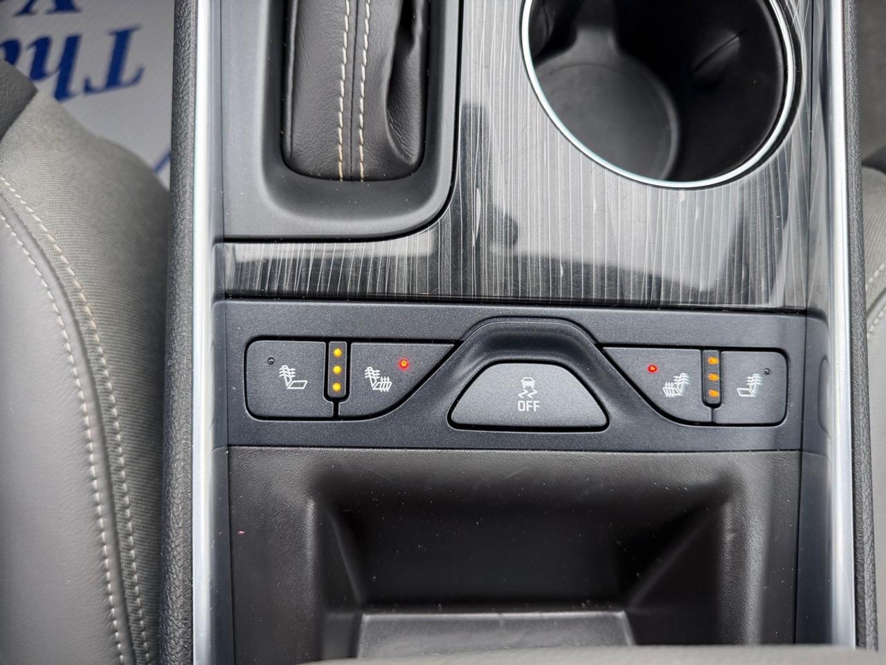 2018 Chevrolet Impala LT Photo