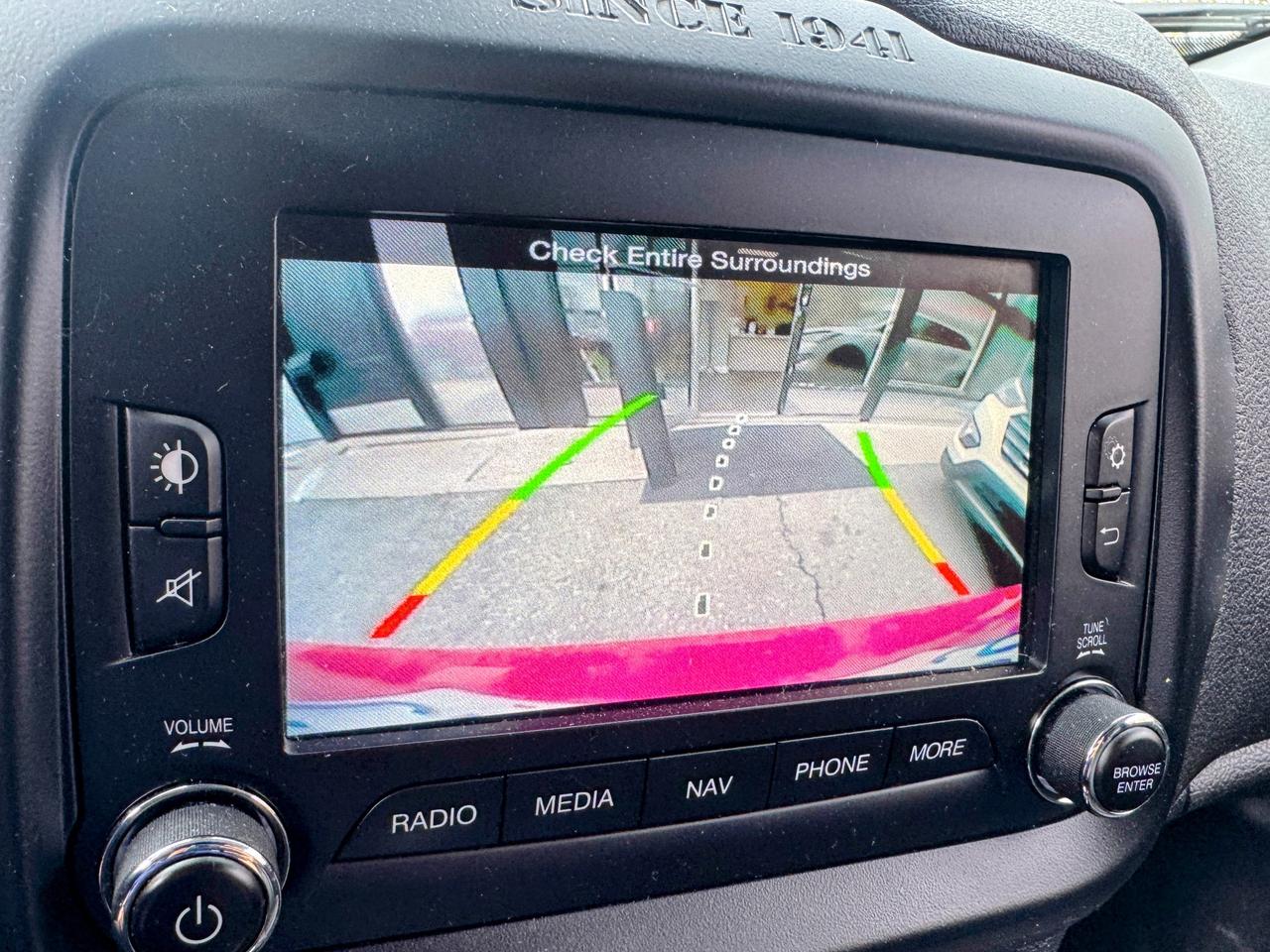 2015 Jeep Renegade Limited Photo