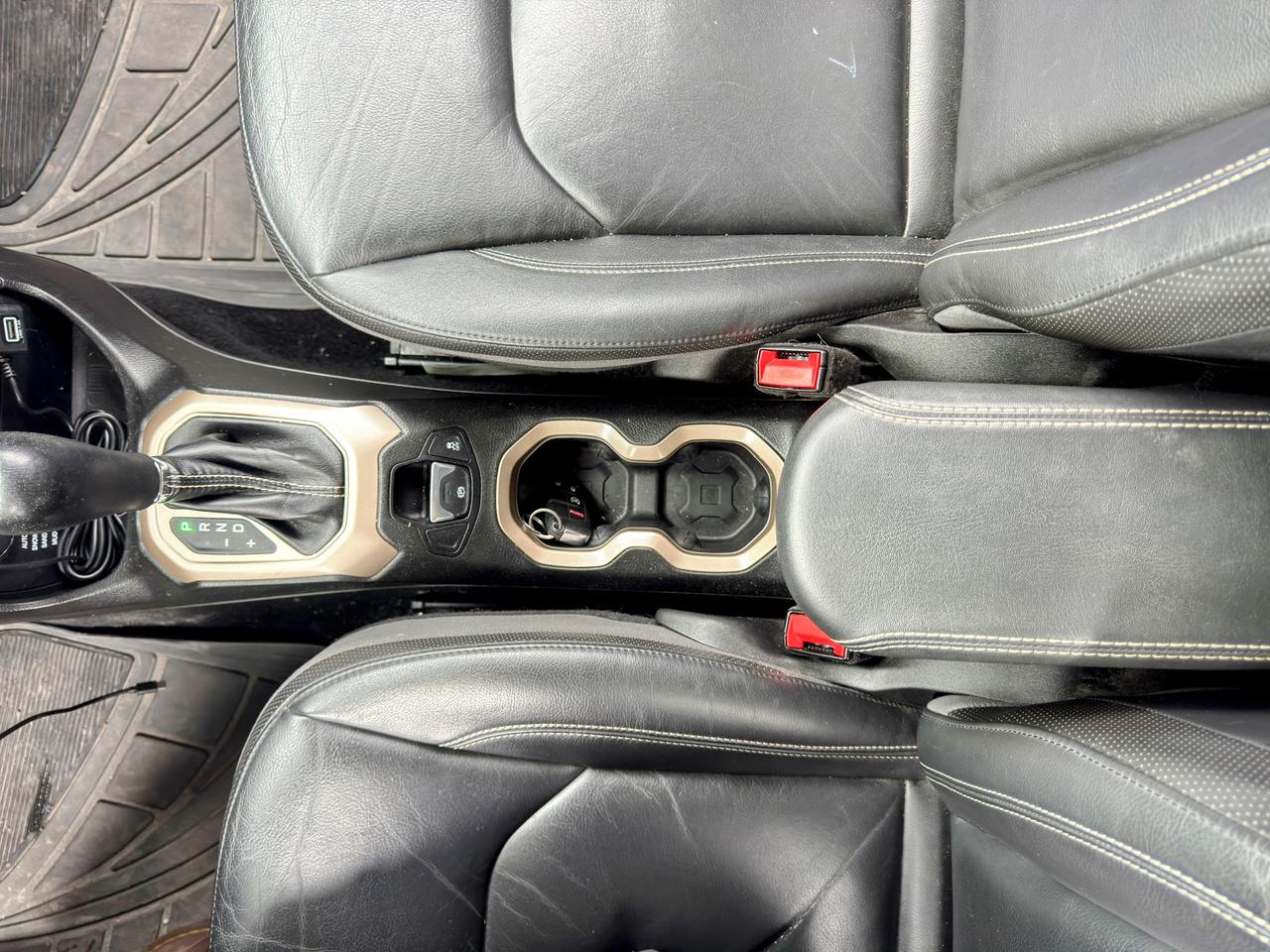 2015 Jeep Renegade Limited Photo