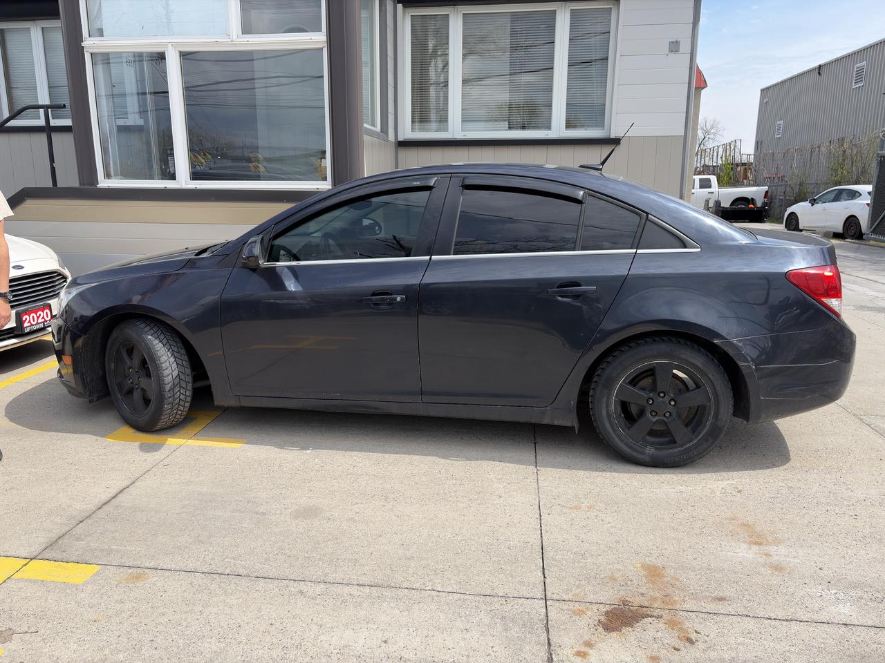 2014 Chevrolet Cruze 2LT Photo
