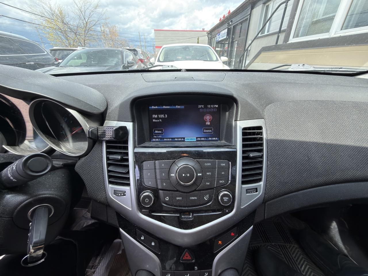 2014 Chevrolet Cruze 2LT Photo