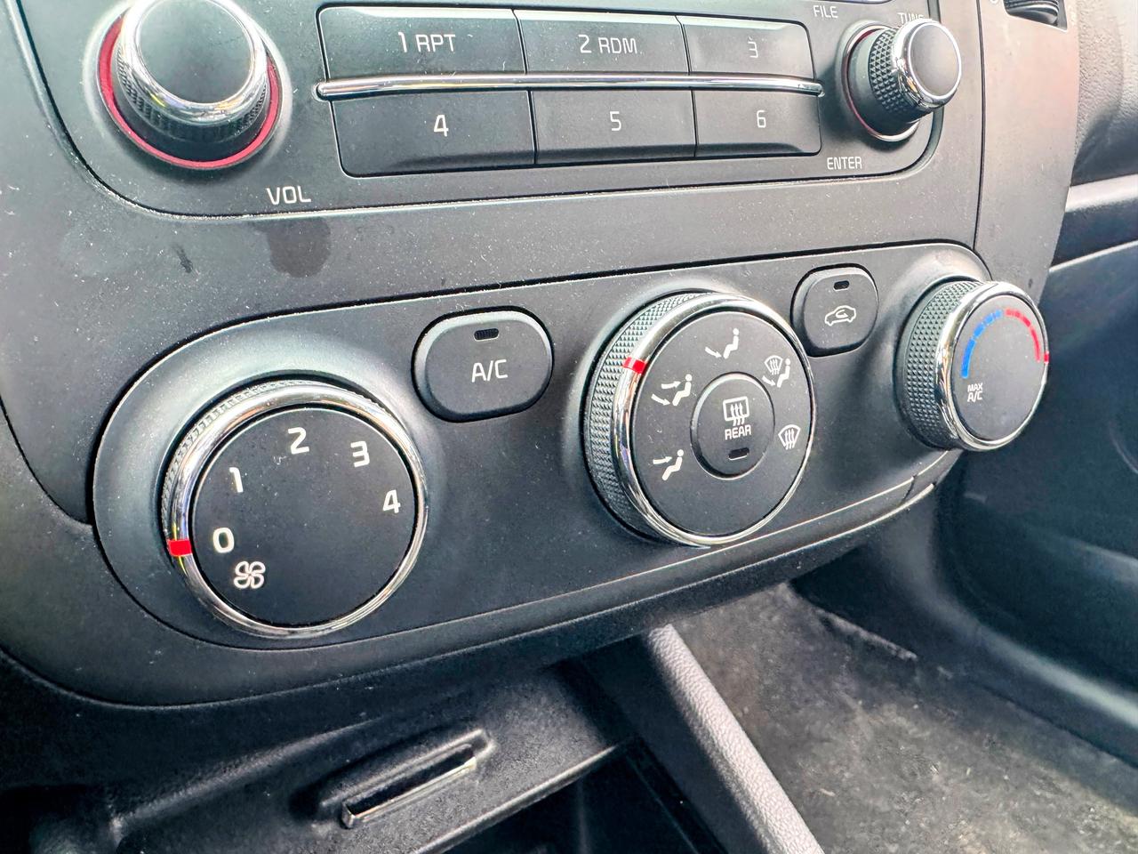 2015 Kia Forte LX Photo