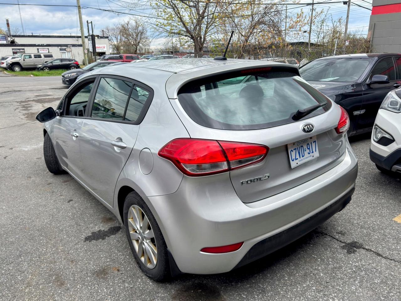 2015 Kia Forte LX Photo