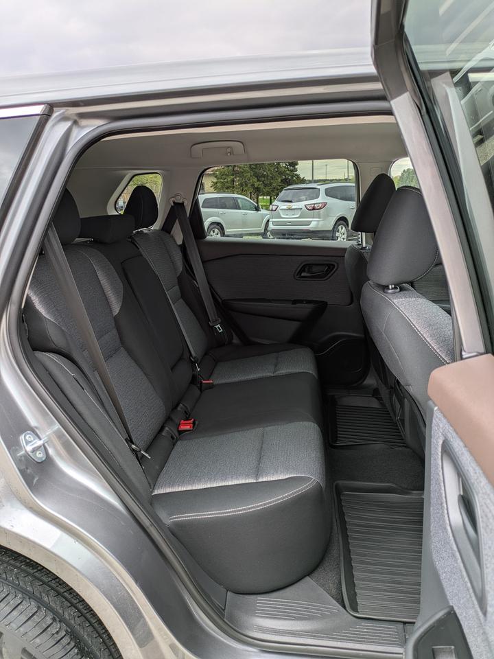 2021 Nissan Rogue S Photo