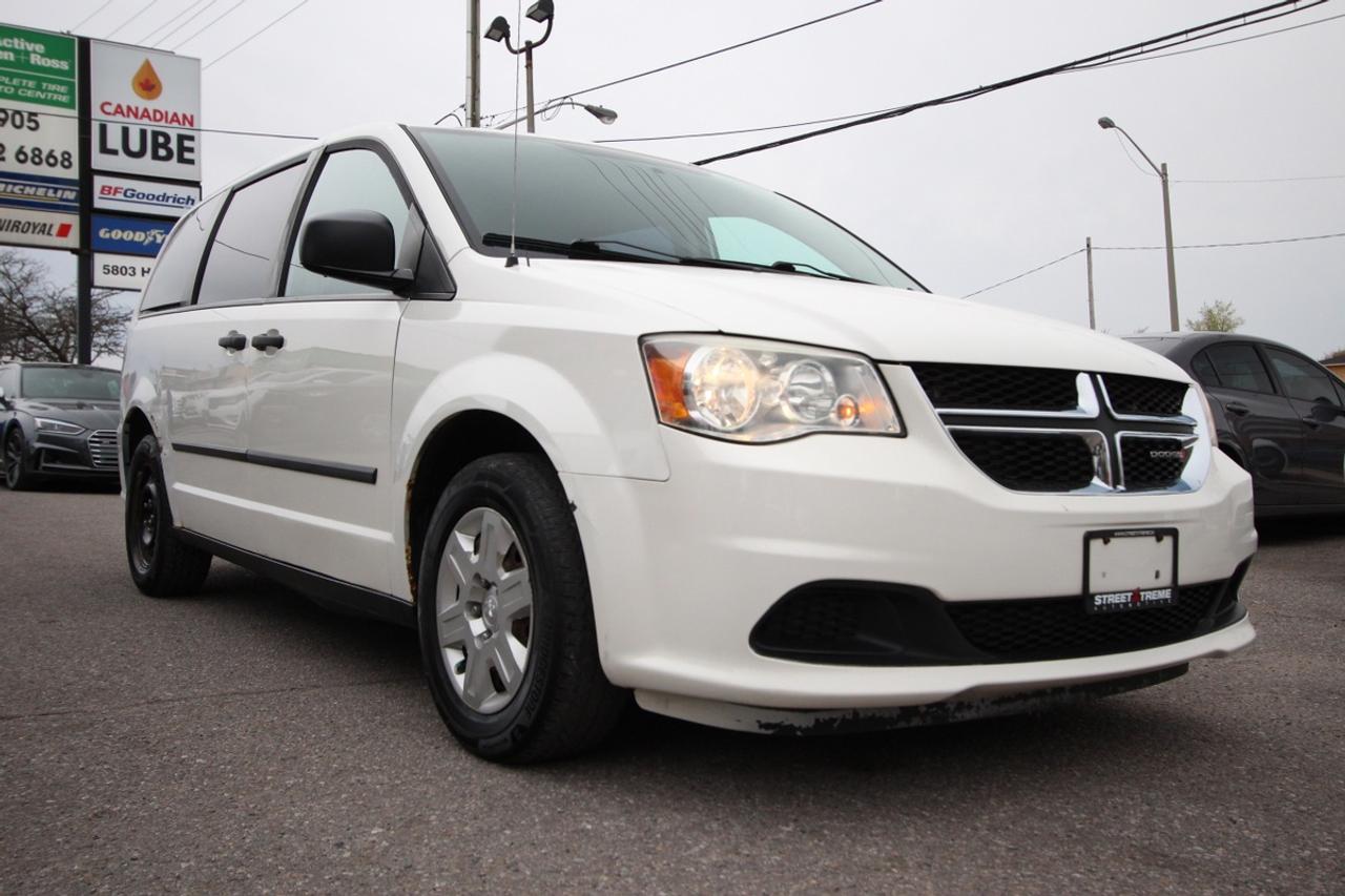 2012 Dodge Grand Caravan SE Photo