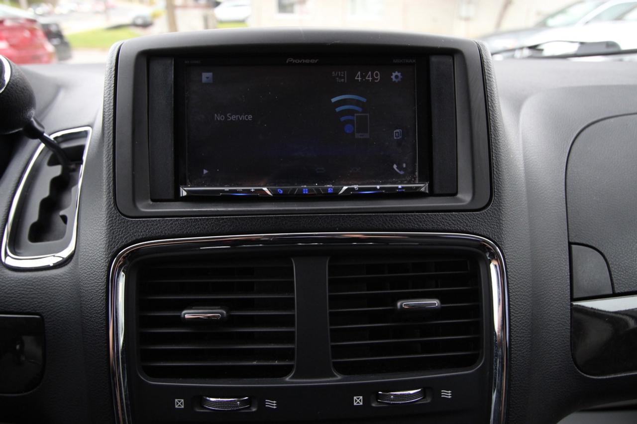 2012 Dodge Grand Caravan SE Photo