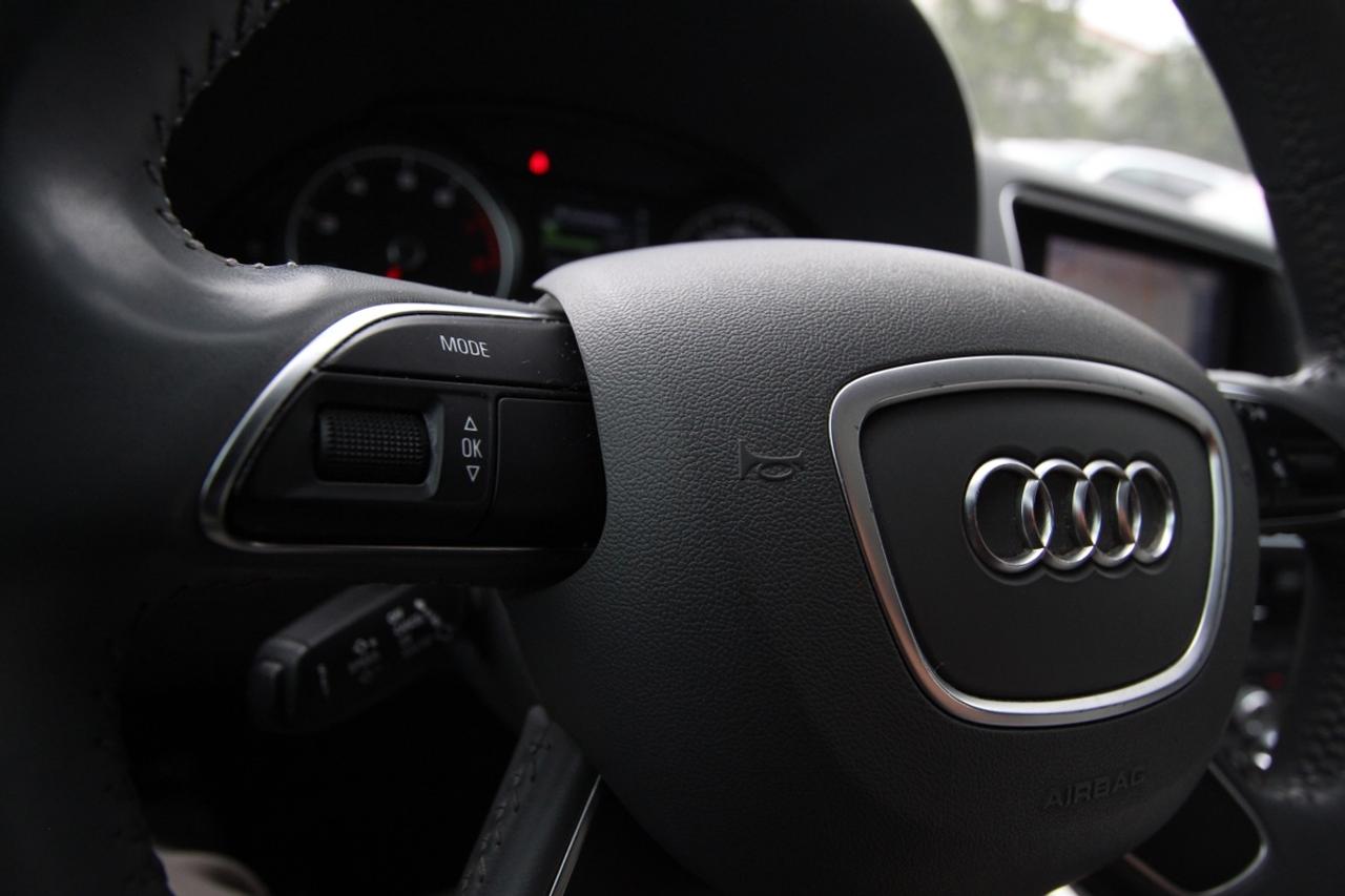 2014 Audi Q5 Premium - 3.0t V6 Supercharged Photo