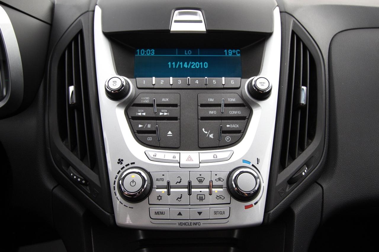 2011 Chevrolet Equinox 1LT Photo