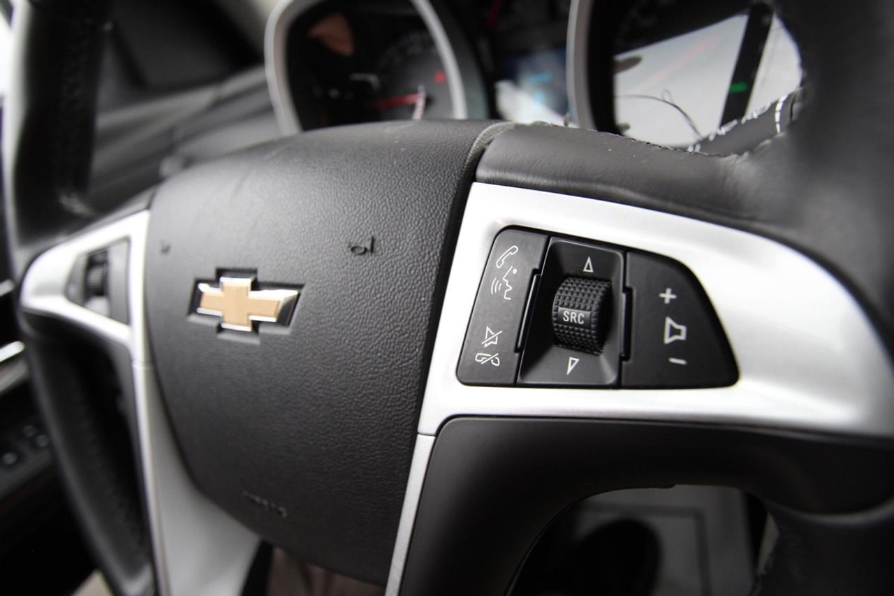 2011 Chevrolet Equinox 1LT Photo