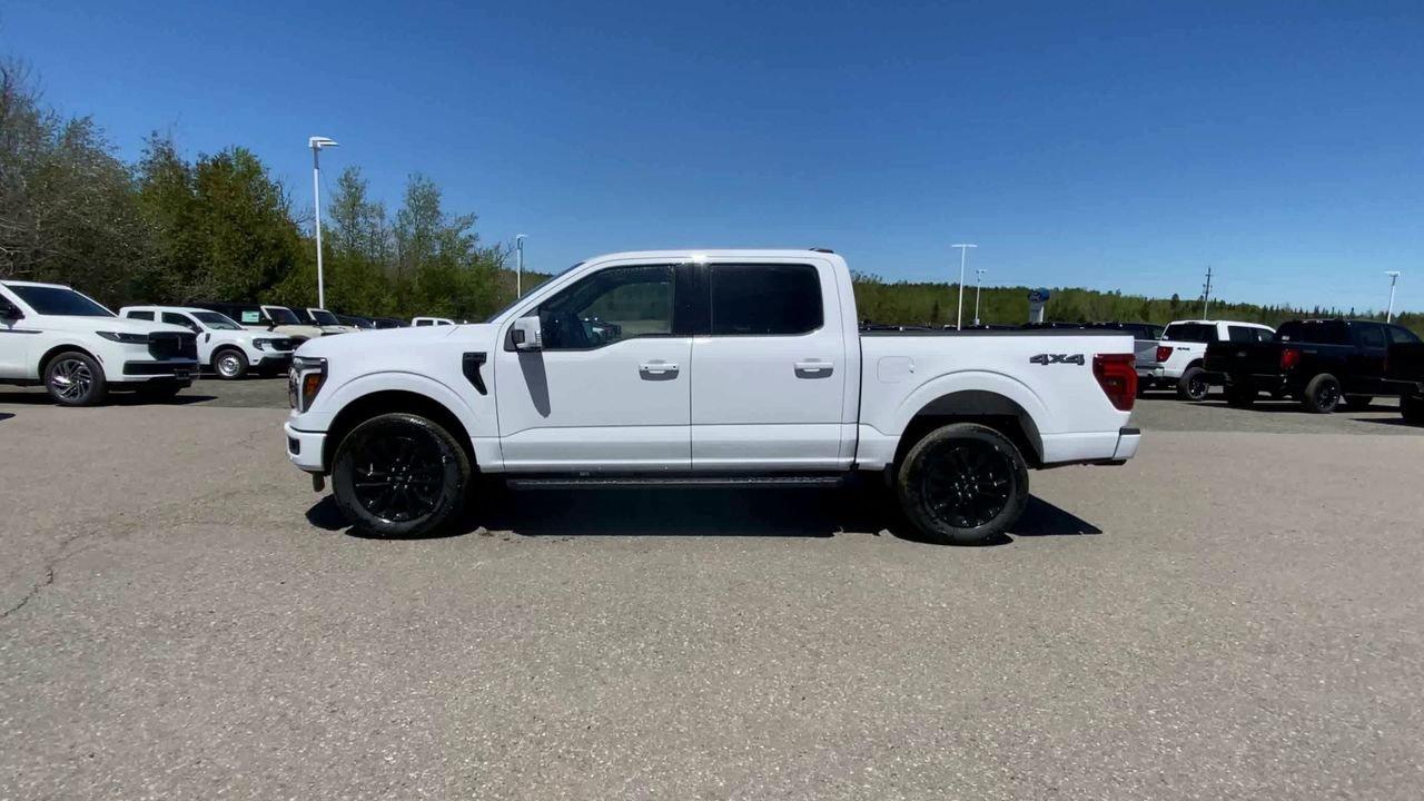 2026 Ford F-150 Lariat Photo4