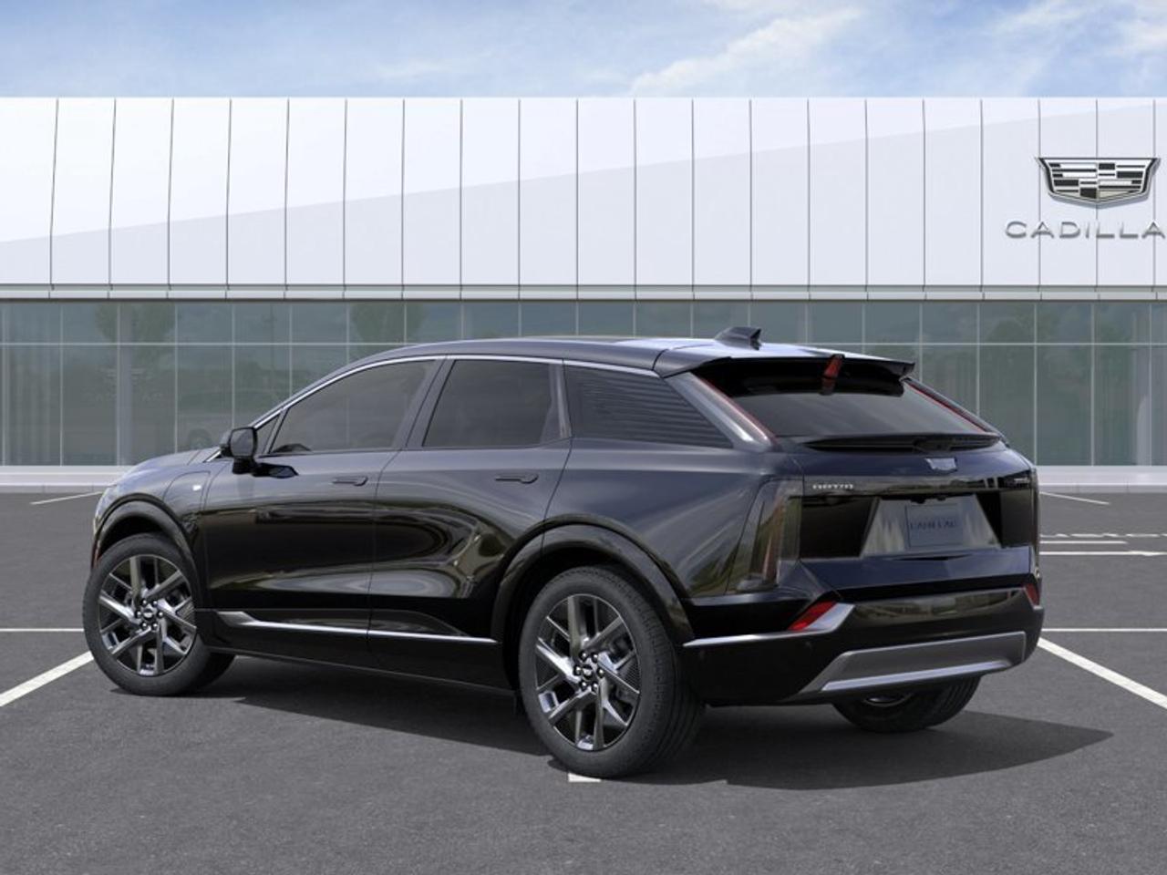 2026 Cadillac OPTIQ Luxury Photo2