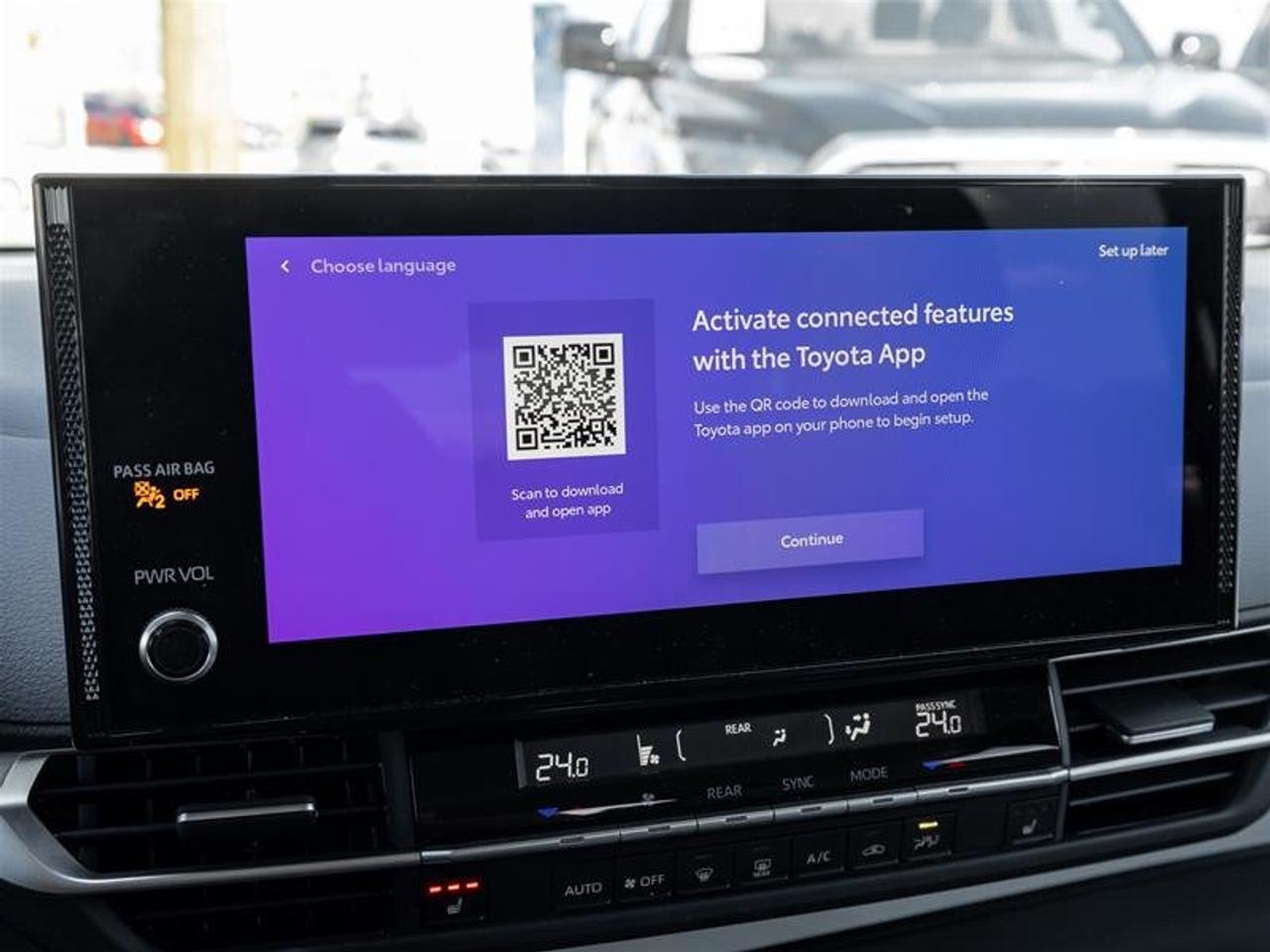 2026 Toyota Sienna Hybrid Sienna XLE 8-Pass Heated Seats| Power Moonroof| Heated Steering Wheel| Backup Camera| XLE Photo