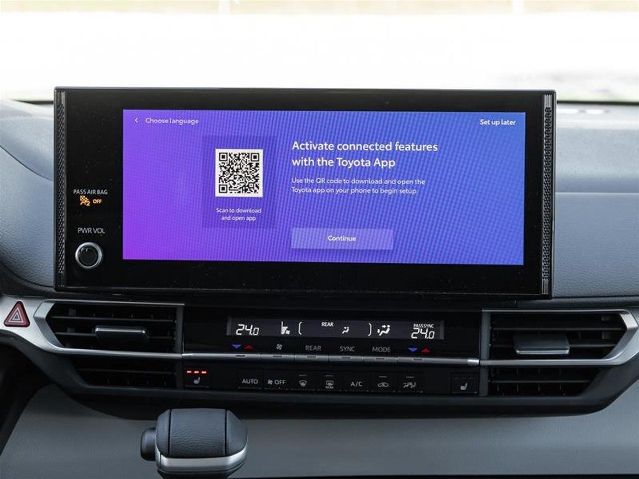 2026 Toyota Sienna Hybrid Sienna XLE 8-Pass Heated Seats| Power Moonroof| Heated Steering Wheel| Backup Camera| XLE Photo