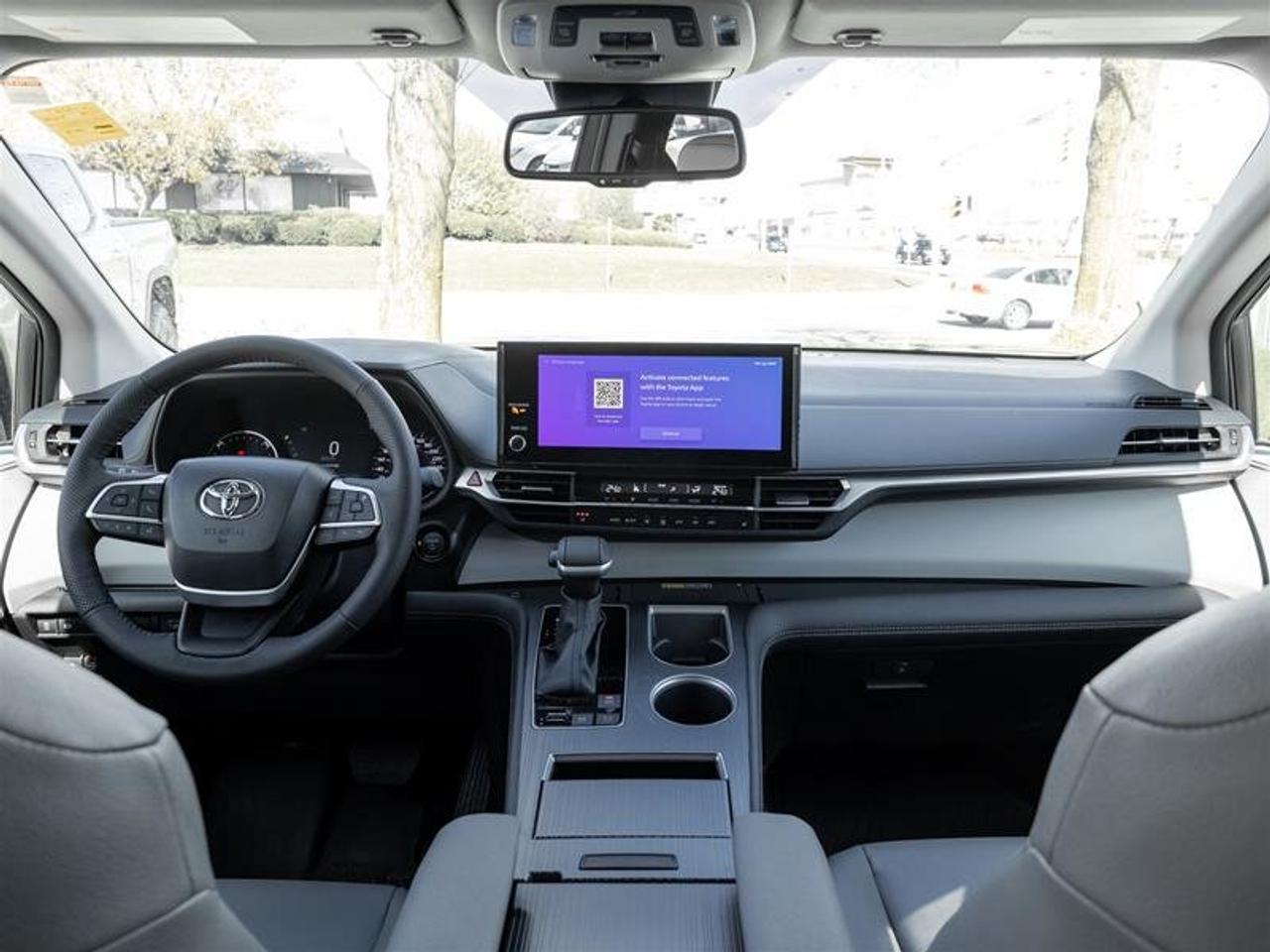 2026 Toyota Sienna Hybrid Sienna XLE 8-Pass Heated Seats| Power Moonroof| Heated Steering Wheel| Backup Camera| XLE Photo