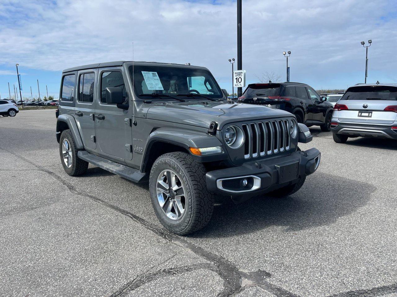 2020 Jeep WRANGLER UNLIMITED Sahara 4x4 Photo3