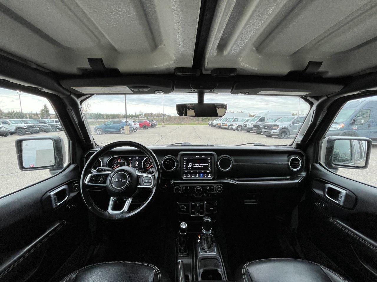 2020 Jeep WRANGLER UNLIMITED Sahara 4x4 Photo