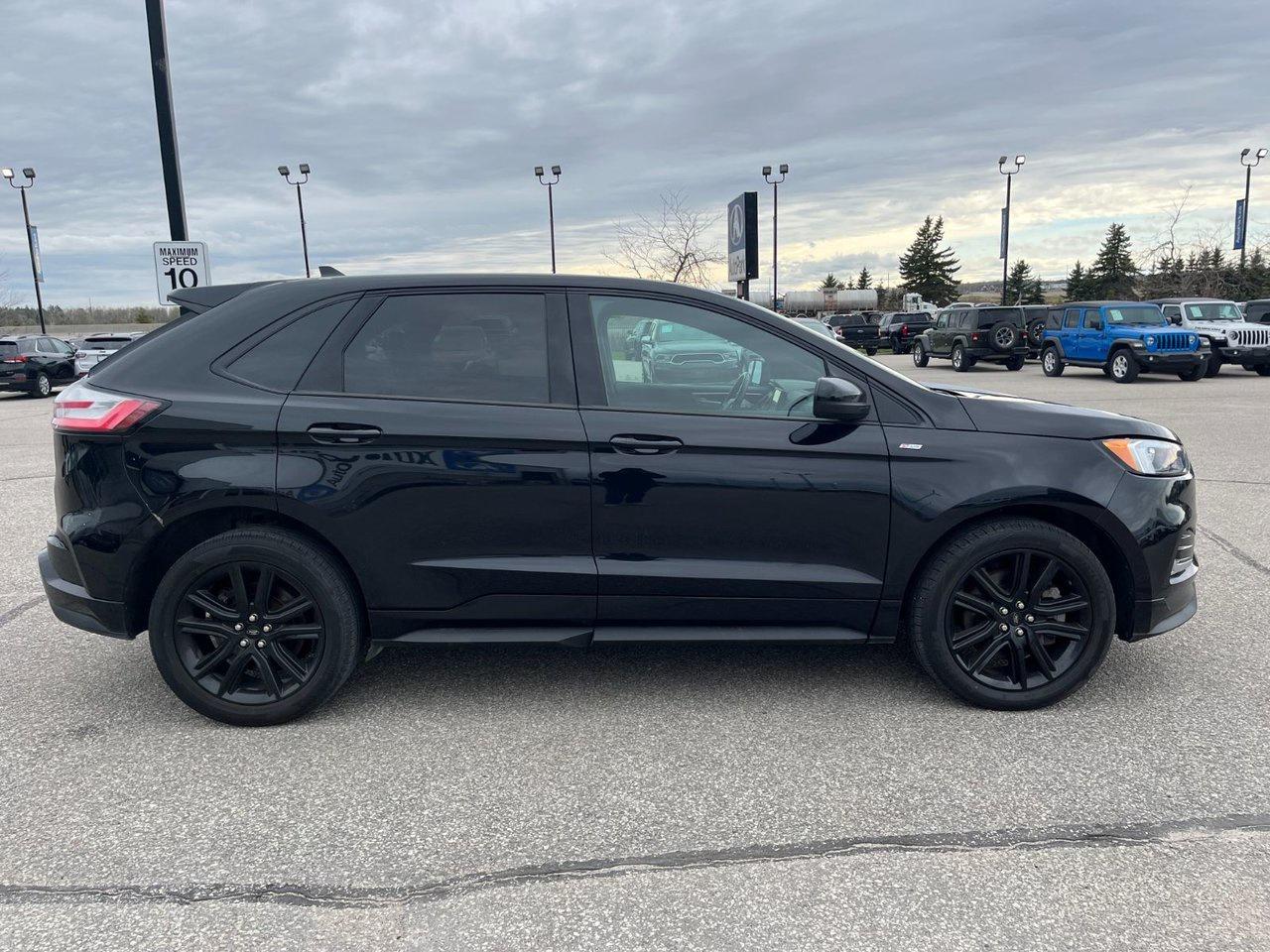 2022 Ford Edge ST Line AWD Photo4