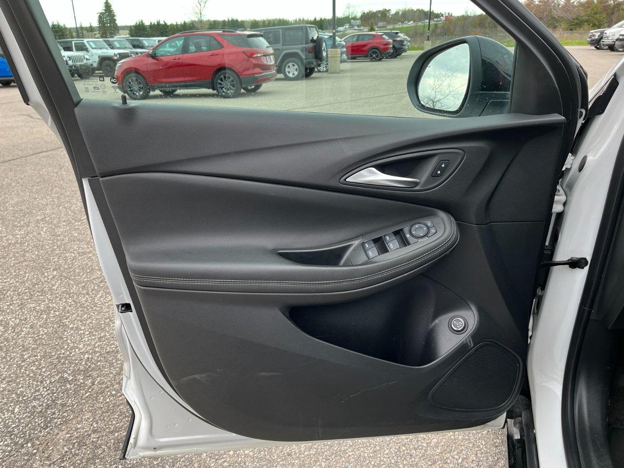 2024 Buick Encore GX AWD 4dr Sport Touring Photo