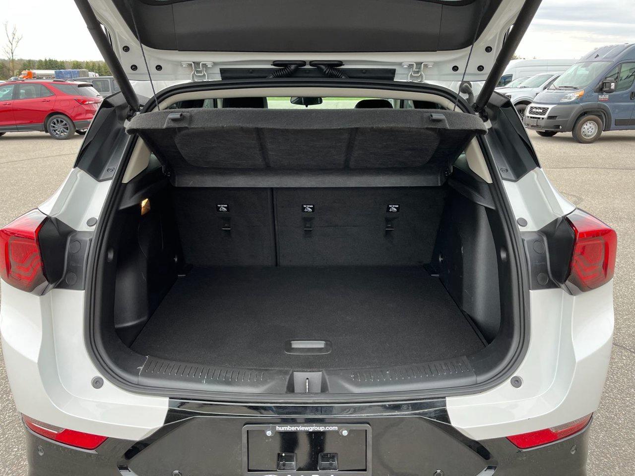 2024 Buick Encore GX AWD 4dr Sport Touring Photo